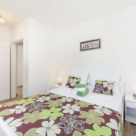 Guest house Masa Veliko Brdo (Makarska)