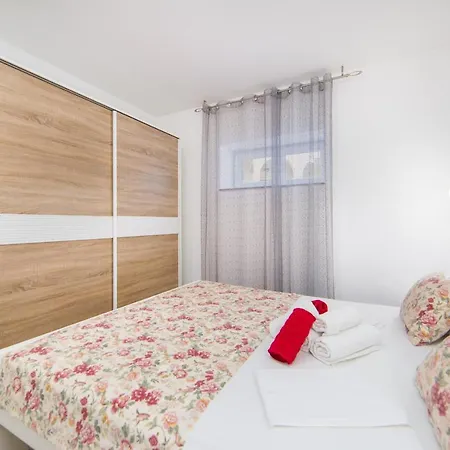 Guest house Masa Veliko Brdo (Makarska)